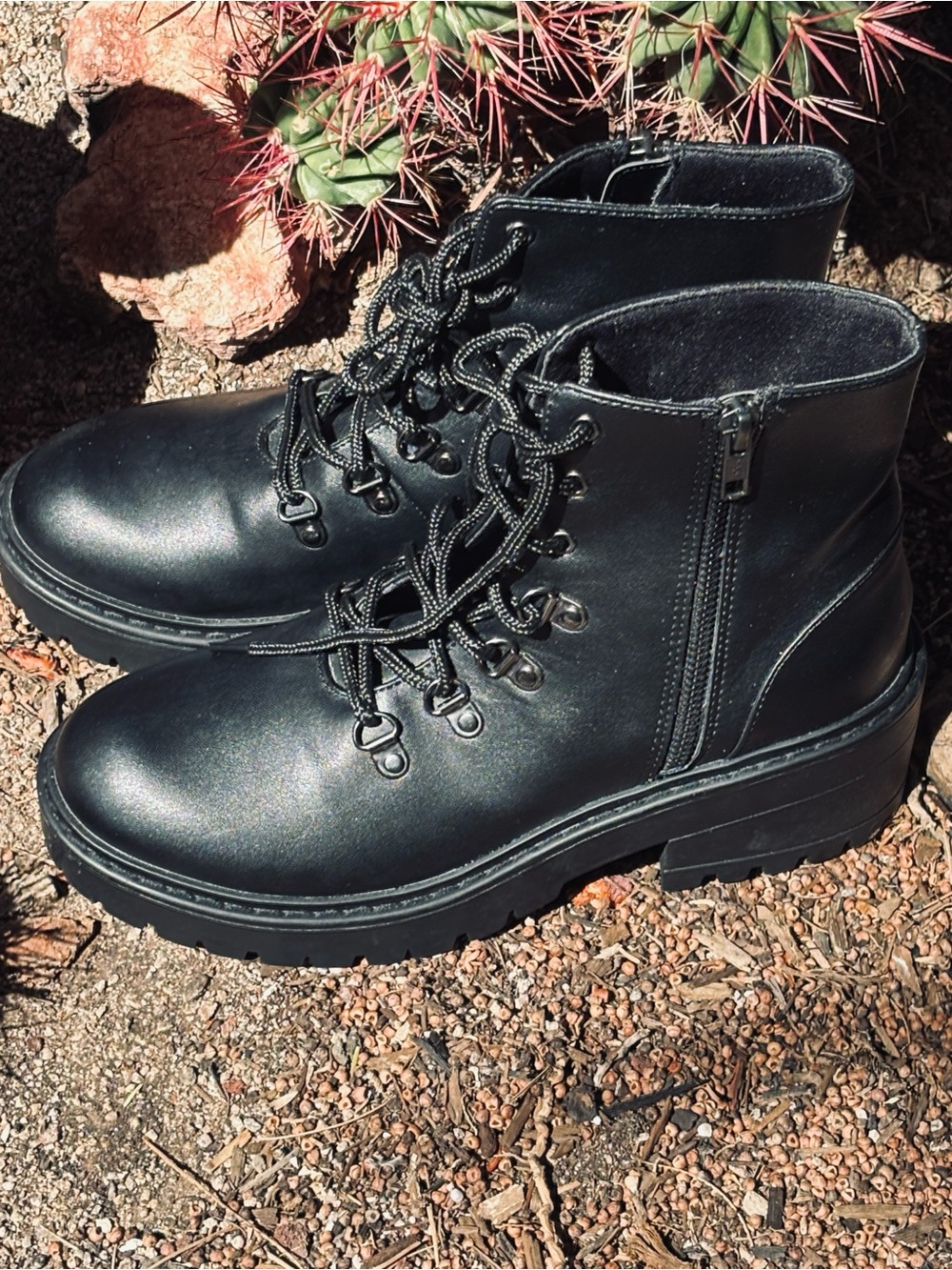 Skechers Lace Up Combat Boots Black Size 8